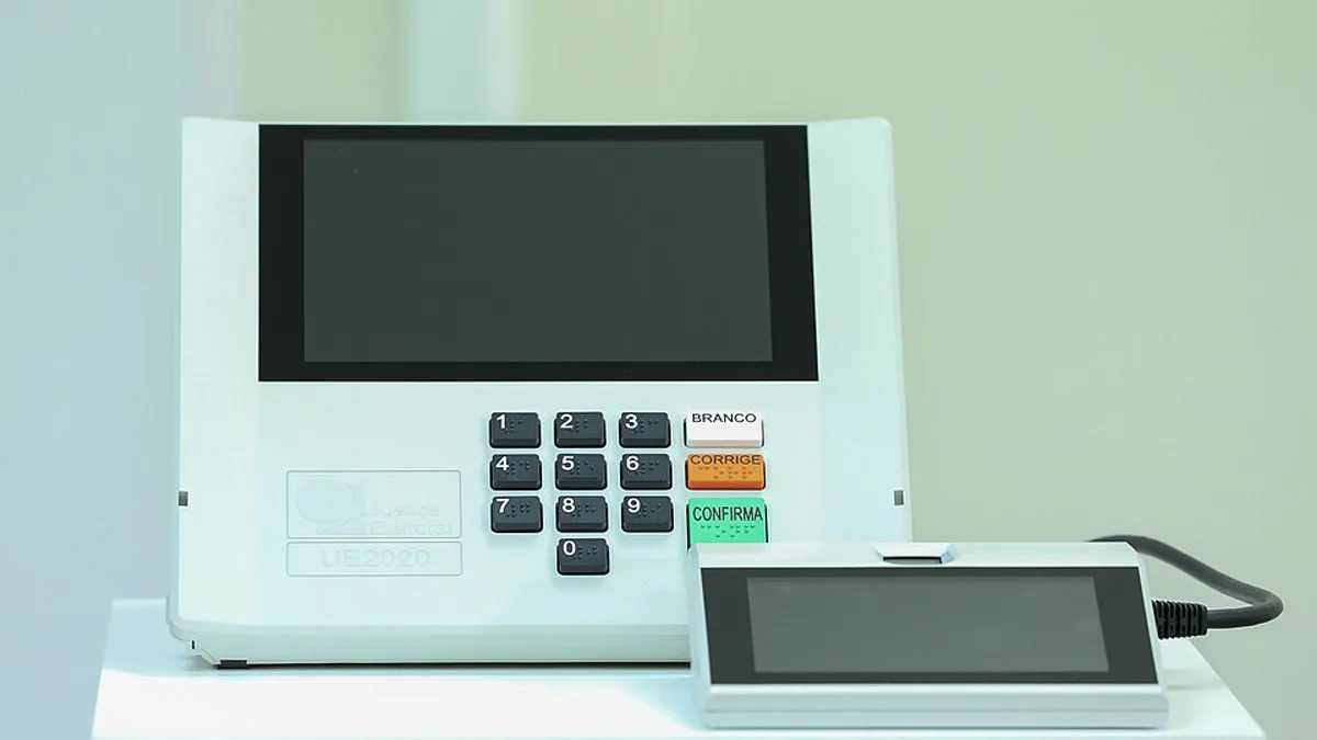 A Brazilian electronic voting machine with its numeric keypad and voter terminal